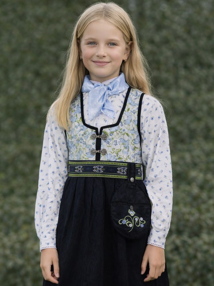 Elly skjorte til festdrakt med blå blomst